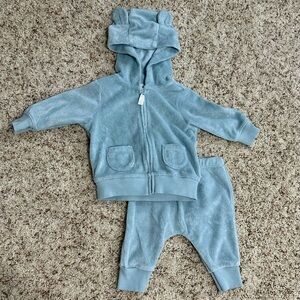 Carters Baby 2pc Blue Bear Matching Terrycloth Sweatsuit Set. Size 3mos. NWOT!